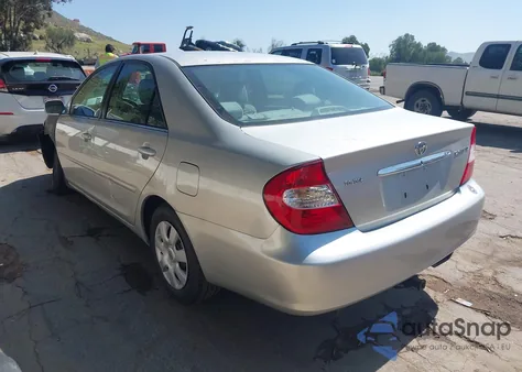 2003 Toyota Camry Le из США, поврежденный, VIN 4T1BE32K03U730557